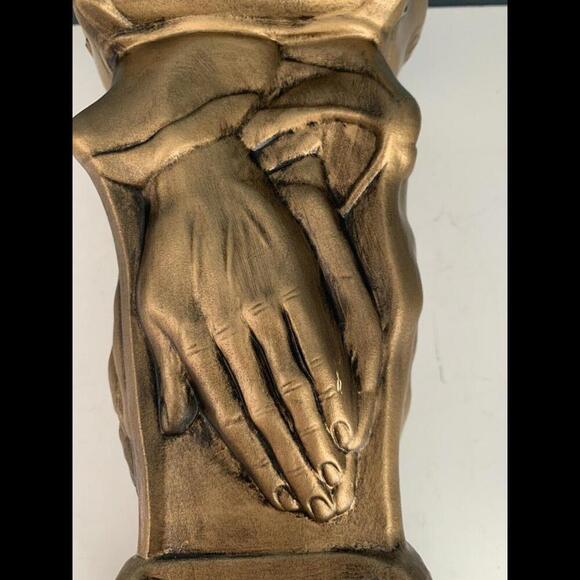 Vintage Ceramic Praying Hands Vase Gold Signature Hand Made Painted 1974 Decor - Picture 10 of 11